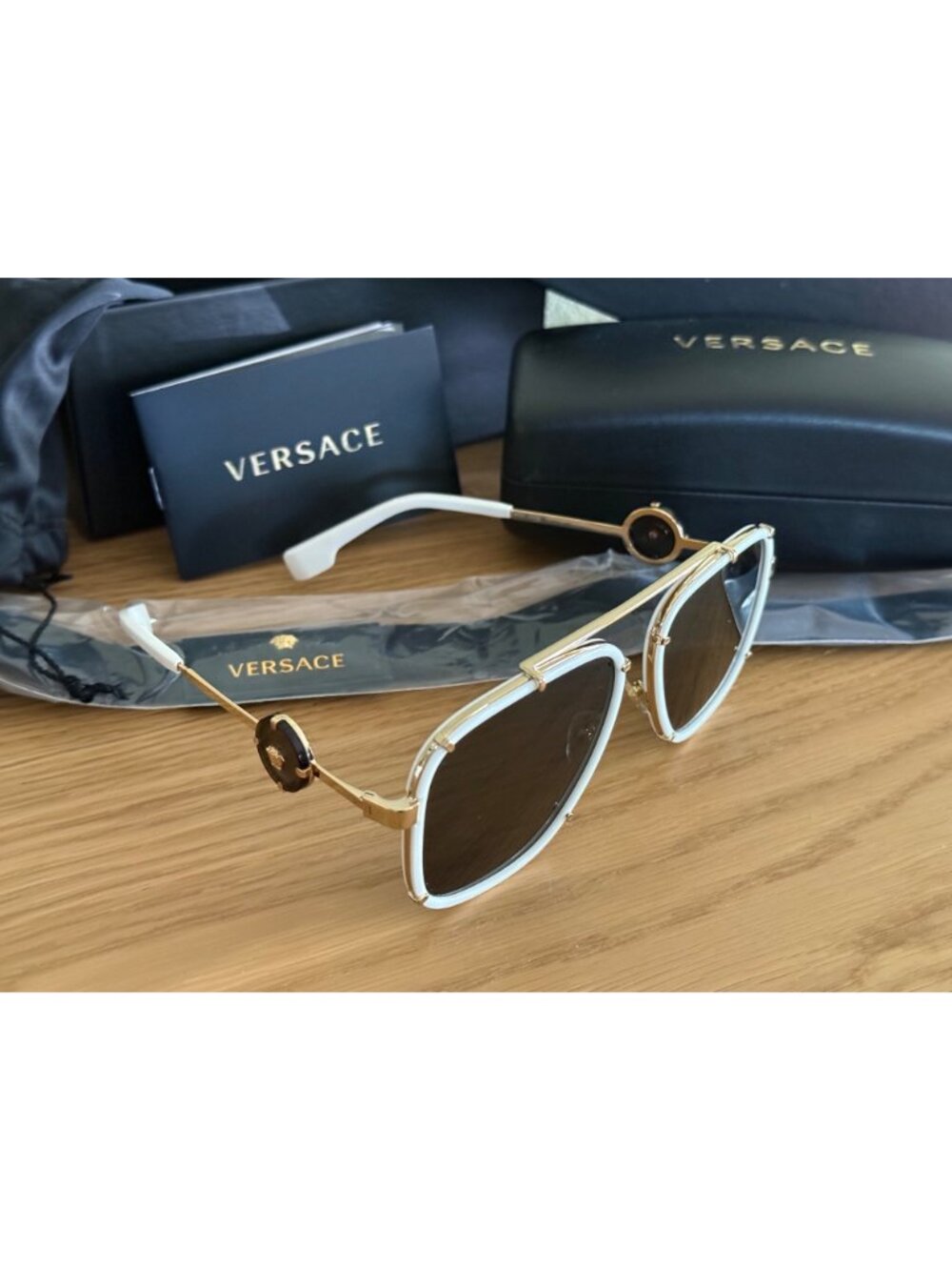 EUC auth. Versace unisex metal man oversized white/gold sunglasses (+box +strap)